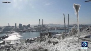 Una tormenta de "lluvia engelante" congela Vladivostok