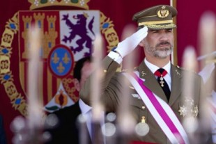 73 mandos retirados del Ejército firman una carta al Rey que asume el discurso de Vox