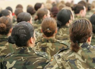 Un tribunal militar absuelve a cinco sargentos que acosaron a una compañera lesbiana