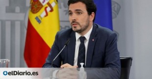 Garzón anuncia que el Gobierno negocia ya incluir la salud bucodental en las coberturas de la sanidad pública