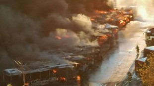 Incendio Valencia: fuego en las cocheras de la EMT en València