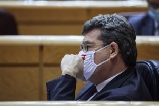 Escrivá anuncia una penalización por rescindir contratos en fines de semana para no pagar cotizaciones