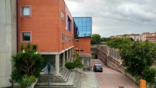 Detenida en Gijón por acosar a su exjefe durante 8 años para que se casara con ella