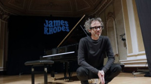 El Gobierno concederá en breve la nacionalidad española al pianista británico James Rhodes