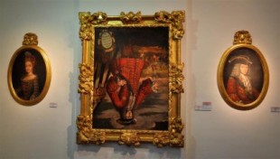 El cuadro de Felipe V que cuelga boca abajo en un museo de Xátiva