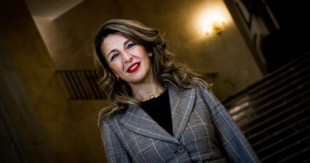 Yolanda Díaz: “Mi posición es muy clara en el salario mínimo, estoy con los débiles”