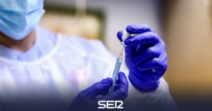 La Comunidad de Madrid busca "captar enfermeras voluntarias" para vacunar contra el coronavirus