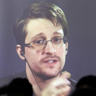 Edward Snowden, otros advierten de las consecuencias de la prohibición de Facebook de Trump [ENG]