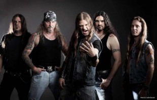 El guitarrista y fundador de la banda de metal Iced Earth, Jon Schaffer, entre los asaltantes al Capitolio