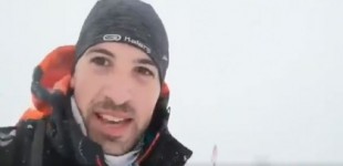 Corre 17 kilómetros por la nieve para llegar a su guardia en el Puerta de Hierro