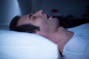 El sueño es irremplazable para la recuperación del cerebro: no hay otra alternativa a dormir