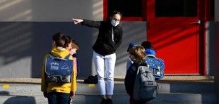Francia hará un millón mensual de test a los niños al ser más proclives al contagio de la cepa inglesa
