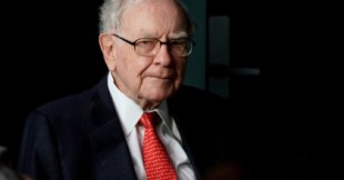 El apocalíptico pronóstico de Warren Buffett sobre el Bitcoin, en medio de la euforia del mercado