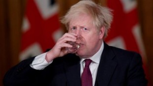 Científicos contradicen a Boris Johnson sobre la letalidad de la nueva cepa británica