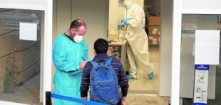 Murcia: El número de funcionarios y cargos vacunados sin ajustarse al protocolo supera ya los 600