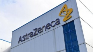 Sudáfrica deja de administrar la vacuna de AstraZeneca por "una protección limitada" ante la variante del país