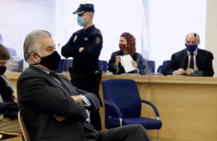 La Fiscalía desestima la confesión de Bárcenas argumentando que Rajoy sería incapaz de hacer funcionar una...