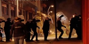 Heridos dos manifestantes por disparos de postas de la Policía en los disturbios tras la paliza en Linares