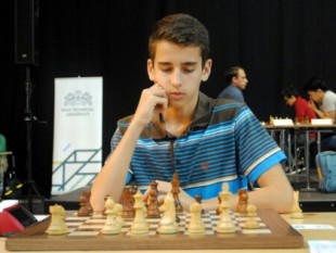 Lance Henderson, el maestro de ajedrez más joven de la historia de España