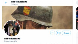 Twitter cierra la cuenta de Isabel Medina, la falangista que ha saltado a la fama tras un discurso antisemita