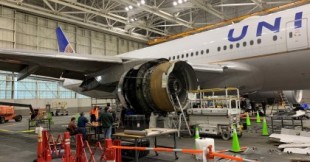 Primer informe oficial sobre el motor incendiado en el avión de Denver: mostró “fatiga” en sus piezas