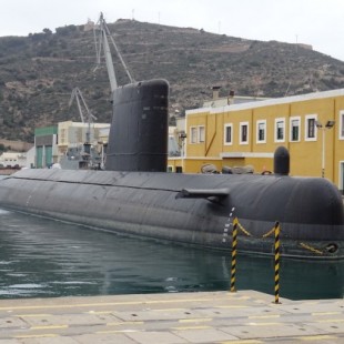 El submarino “Mistral” (S-73) causa baja después de 35 años