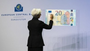 Una nueva pintura protectora alarga la vida de los billetes de 20 euros desde este año