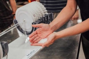 Google quiere revolucionar el almacenamiento de energía usando sal, acero y aire