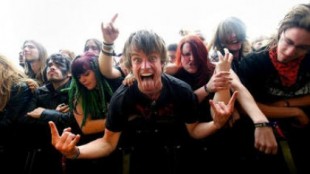 ¿Son los fans del heavy metal más felices que los seguidores de otros géneros?