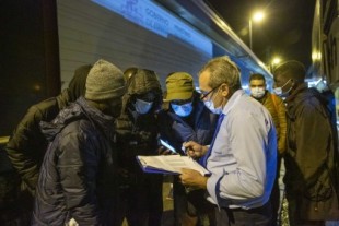 Francia tapona la ruta de los migrantes de Canarias