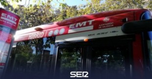 Desalojan de un autobús de la EMT a un hombre con autismo y la Policía Local lo abandona en València