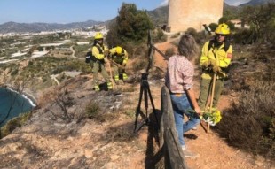 Una mujer de nacionalidad sueca es detenida como presunta responsable del incendio en los acantilados de Maro