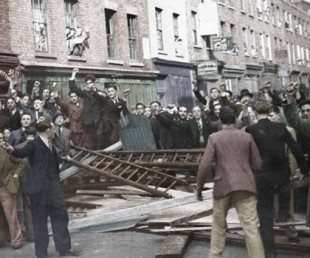 La batalla de Cable Street: cuando el East End de Londres detuvo una marcha fascista, 1936 (en)