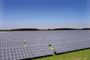 La andaluza Groenlandia creará una fábrica de obleas solares con una capacidad de 5 gigavatios en Sevilla
