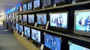 La Iglesia multiplica por dos la aportación a Trece TV a costa de la casilla de la renta