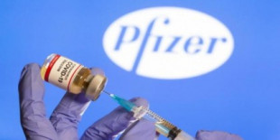 Influencers franceses denuncian que una agencia de comunicación les pidió desacreditar la vacuna de Pfizer en sus redes a cambio de dinero
