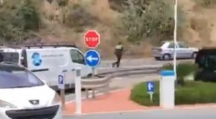 Persecución y tiroteo tras huida en control policial. Arenys del Mar