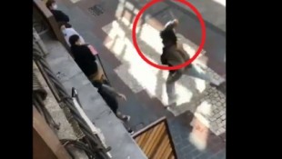 Las impactantes imágenes de un intento de apuñalamiento en una cervecería en A Coruña