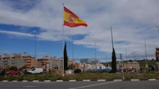 Denuncian la corrupción del PP en los contratos para la instalación de banderas de España en Madrid