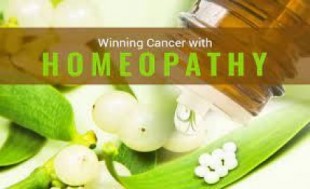 Intentando “curar” la leucemia de su hija con homeopatía y ozonoterapia