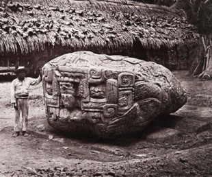 Fotografías retro documentando el descubrimiento de ruinas Mayas, 1880-1900 [ENG]