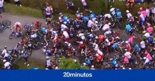 Caída masiva en la primera etapa del Tour de Francia por culpa de una pancarta de una espectadora