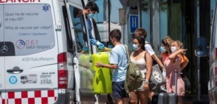 Nueve jóvenes hospitalizados en Mallorca a causa del macrobrote