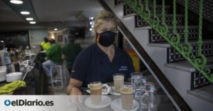 La respuesta a la queja de los empresarios hosteleros de Almería: "No faltan camareros, sino condiciones dignas"