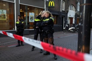 Tiroteado en Ámsterdam un conocido periodista holandés que investiga el crimen organizado