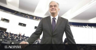 El PP se abstiene en Europa al condenar la ley homófoba de Hungría: sólo González Pons vota a favor