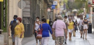 Provocan un brote en Tenerife, mienten a Sanidad y retrasan los rastreos