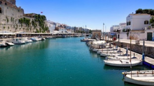 Tres sanitarias asturianas dan ejemplo en Menorca y desatan una polémica en Baleares