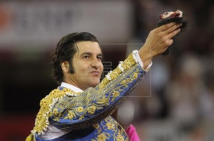Twitter cierra la cuenta del torero Morante de la Puebla por fomentar "placer sádico"