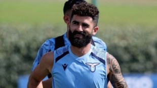 Lío en la Lazio: Hysaj canta el ‘Bella Ciao’ y los ultras entran en cólera